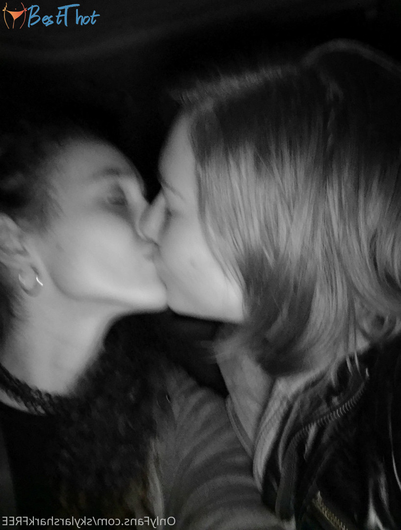 Photo by skylarsharkfree published on December 21,2024 09:08:28 - BestThots