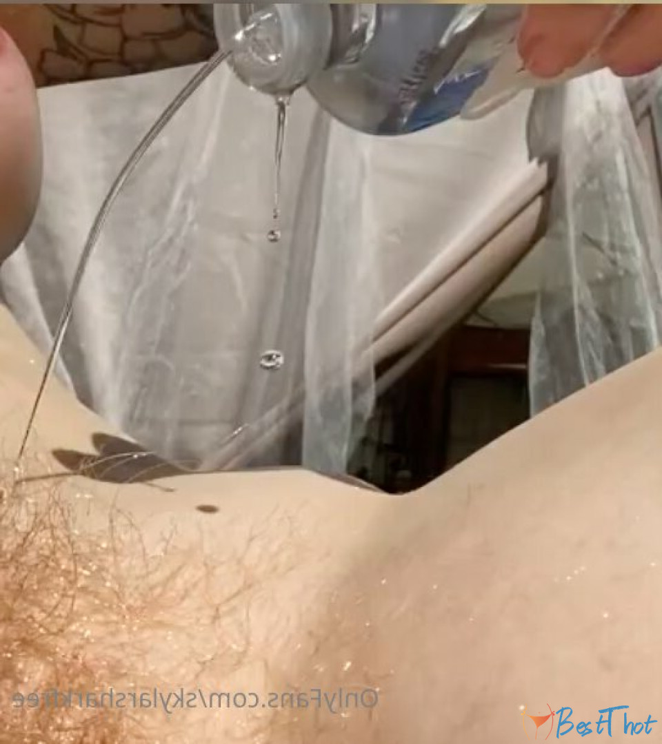 Photo by skylarsharkfree published on December 21,2024 09:10:07 - BestThots