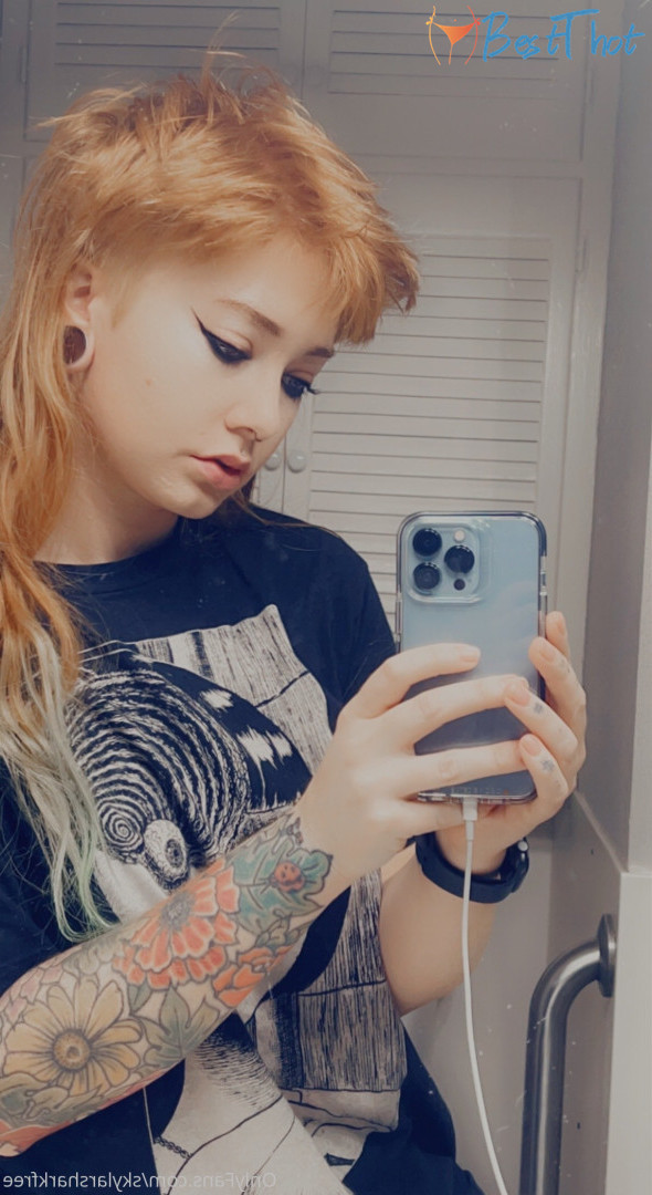 Photo by skylarsharkfree published on December 21,2024 09:10:33 - BestThots