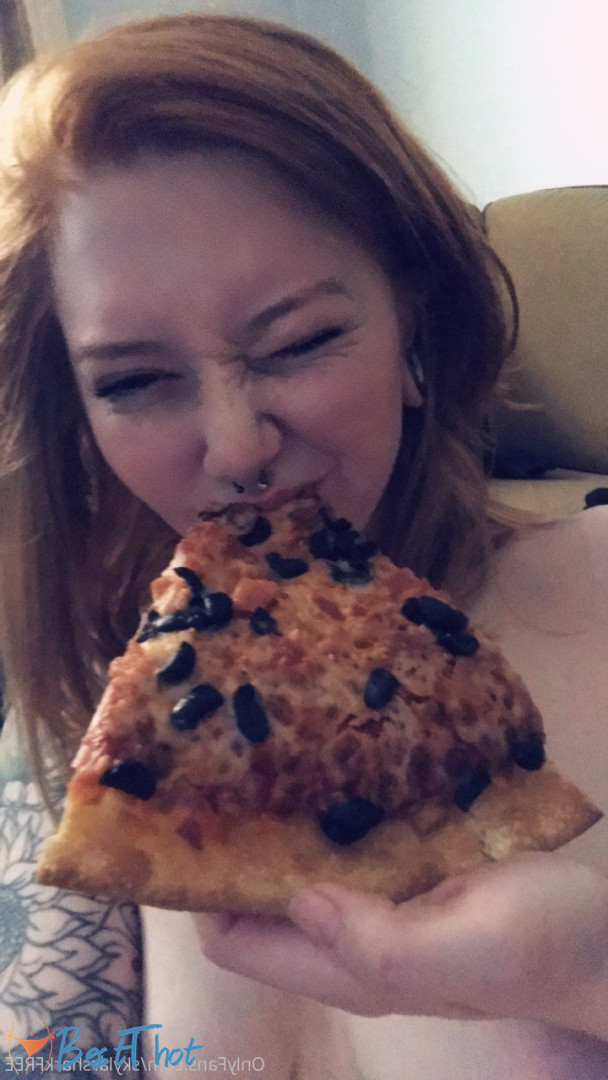 Photo by skylarsharkfree published on December 21,2024 10:07:26 - BestThots