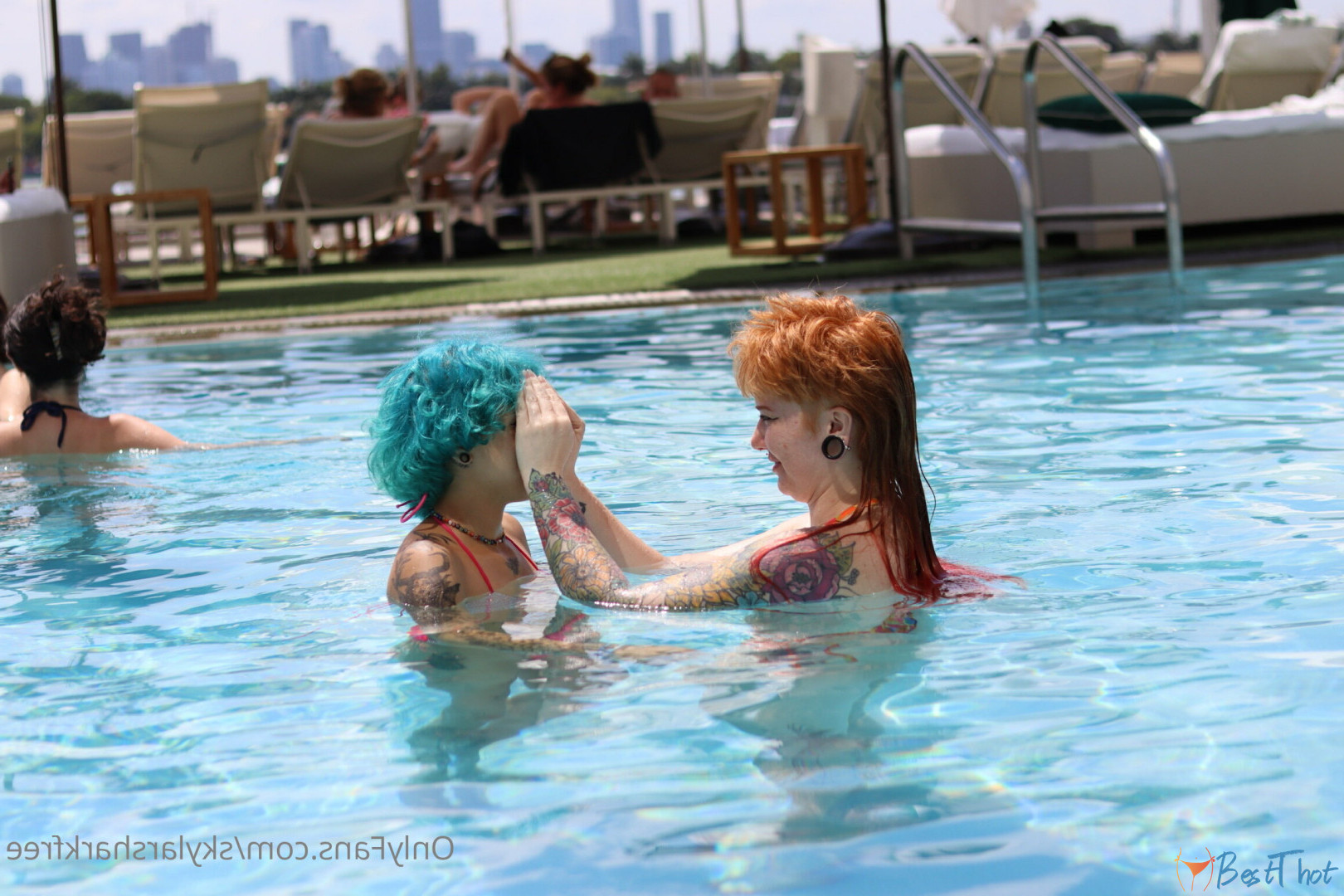 Photo by skylarsharkfree published on December 21,2024 10:07:45 - BestThots