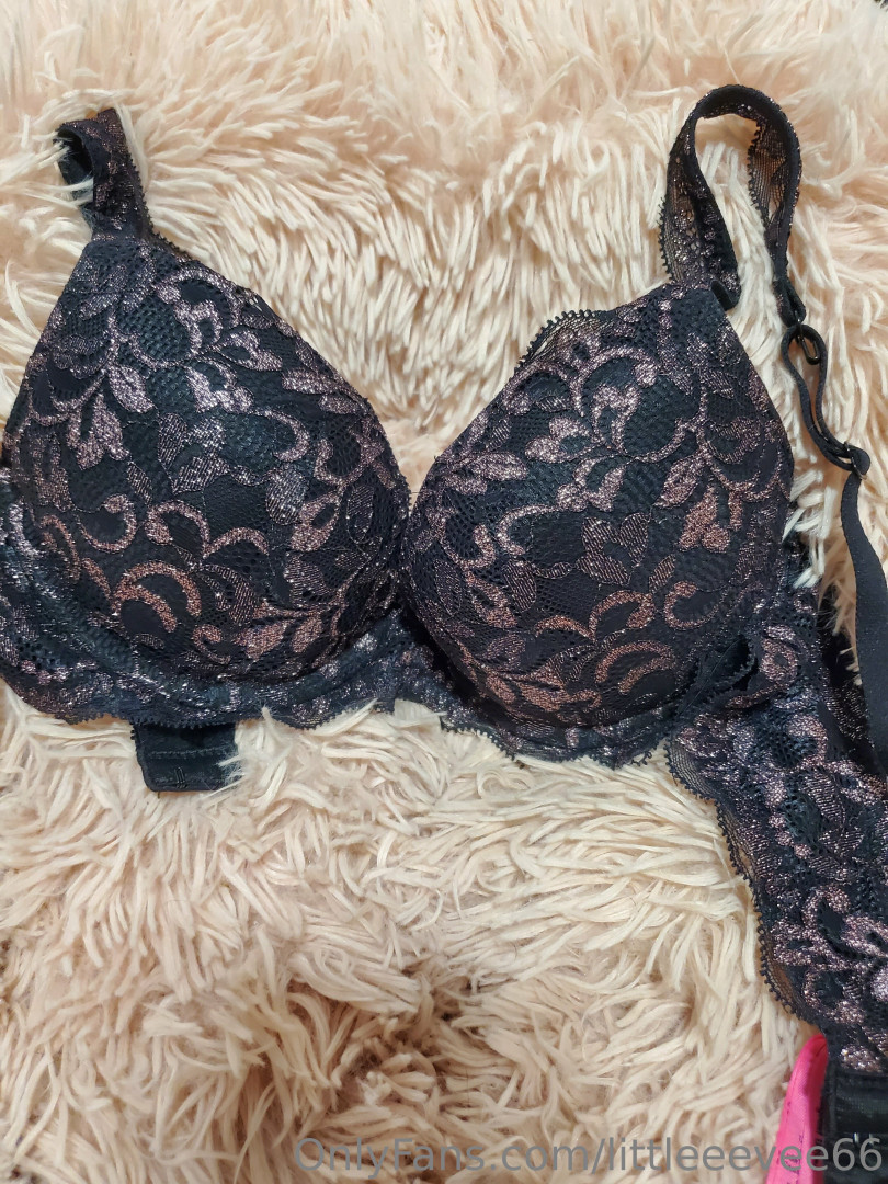 Photo by littleeevee66 published on July 8,2023 05:41:17 - BestThots
