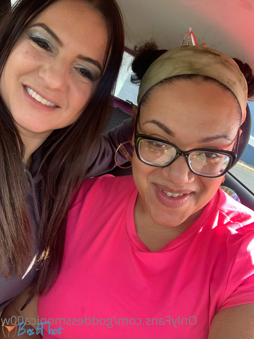 Photo by goddessmonica00w published on December 22,2024 07:08:55 - BestThots