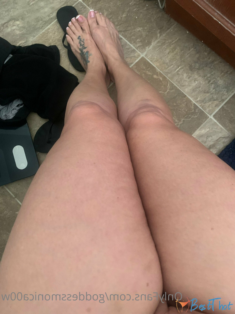 Photo by goddessmonica00w published on December 22,2024 08:08:26 - BestThots