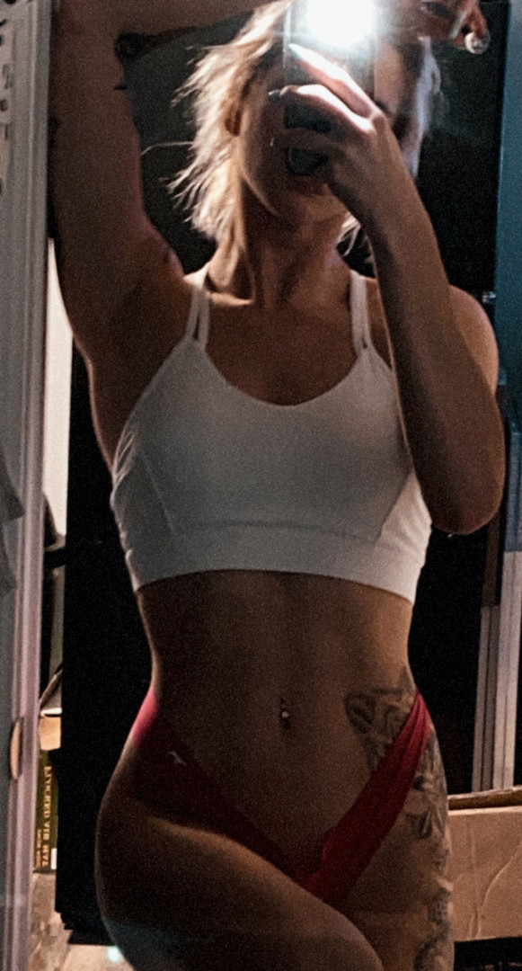 Photo by itsizzybabe4 published on October 13,2023 21:19:54 - BestThots
