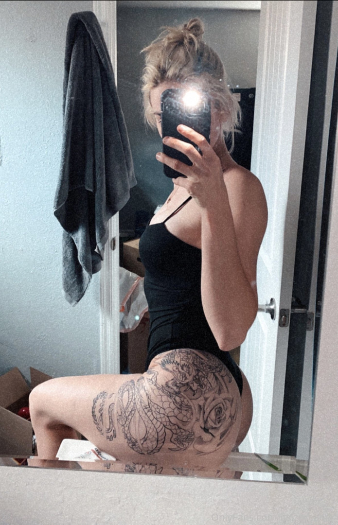 Photo by itsizzybabe4 published on October 13,2023 21:37:32 - BestThots