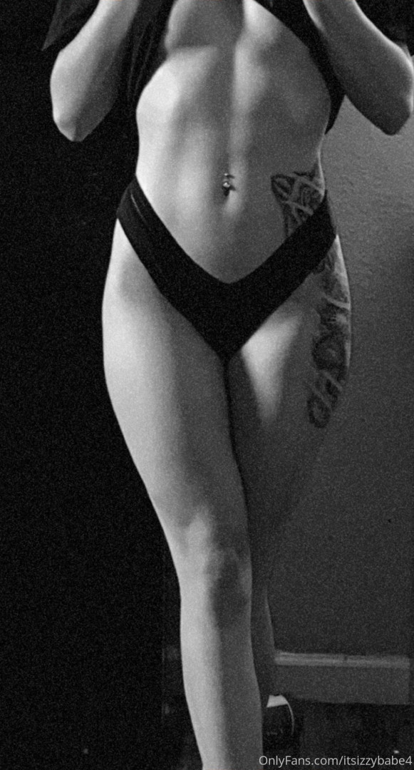 Photo by itsizzybabe4 published on October 13,2023 22:04:12 - BestThots