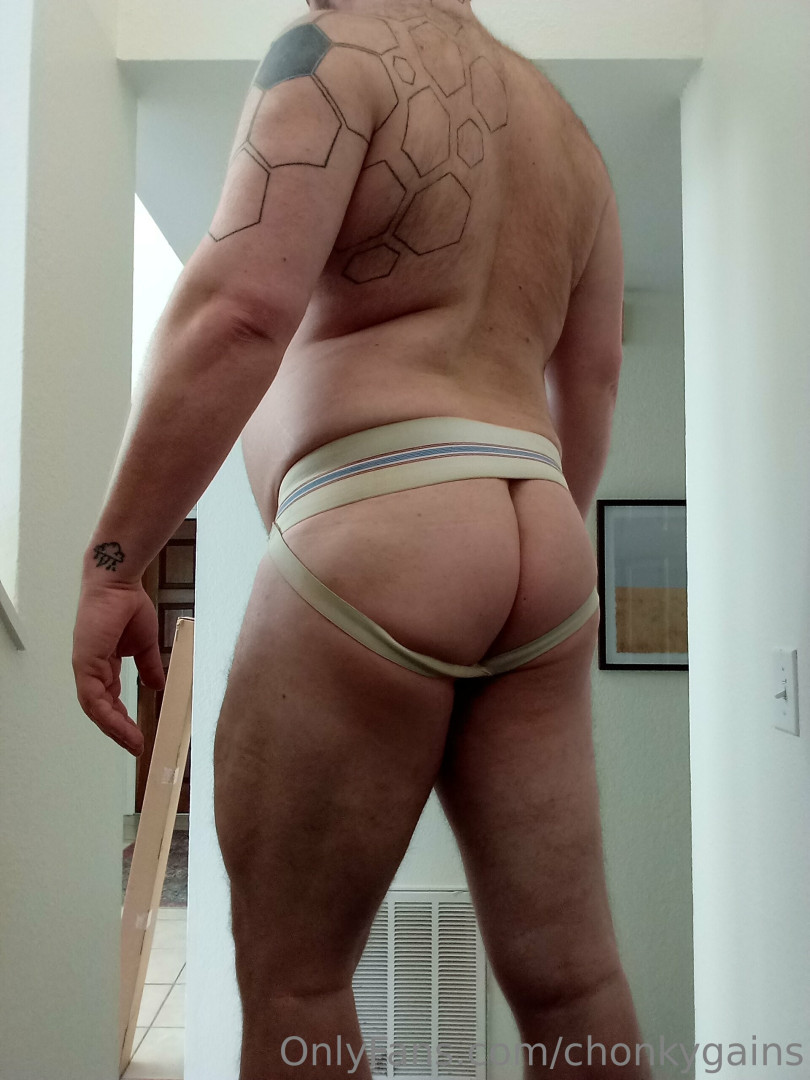 Photo by chonkygains published on January 12,2024 00:24:27 - BestThots