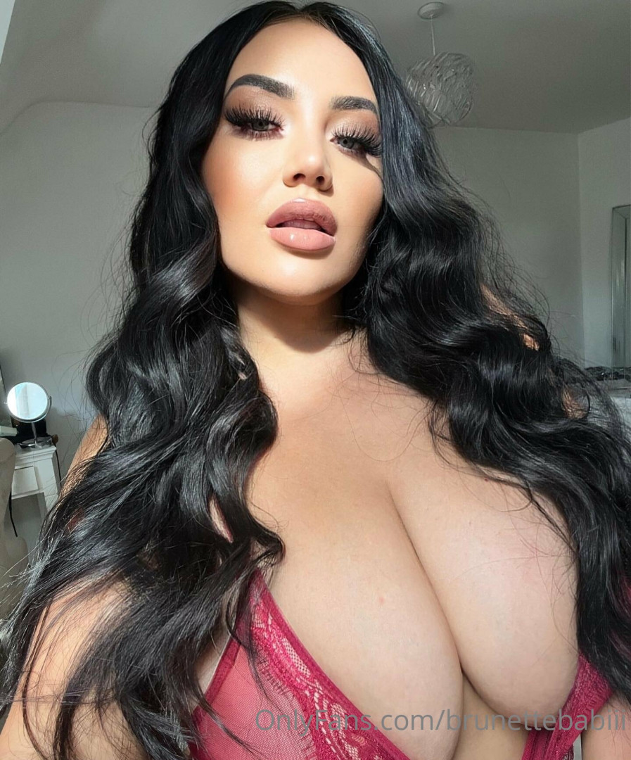 Photo by brunettebabiii published on October 17,2023 00:03:44 - BestThots