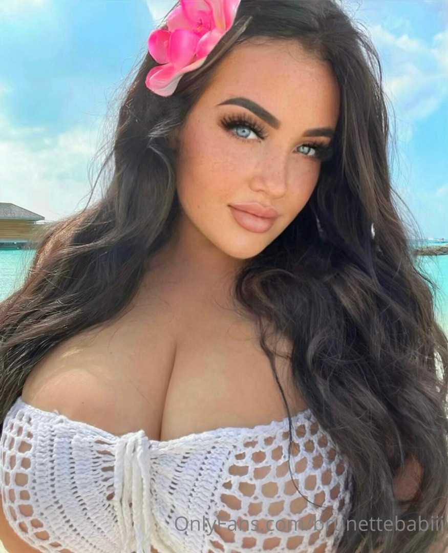 Photo by brunettebabiii published on October 17,2023 00:25:18 - BestThots