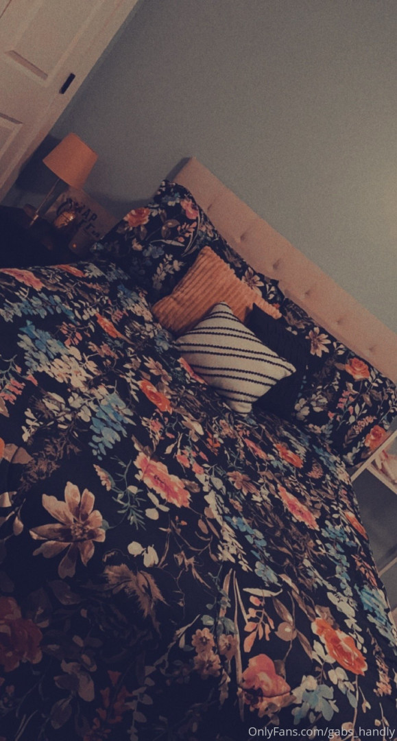Photo by gabs_handly published on August 31,2023 04:16:19 - BestThots