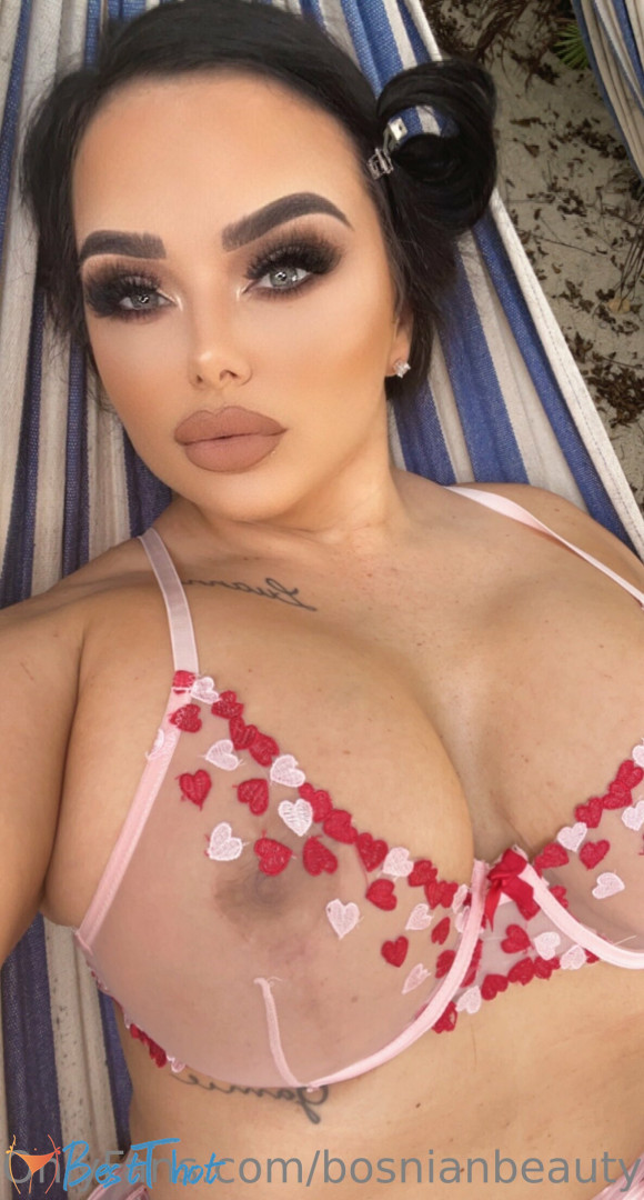 Photo by bosnianbeautyy published on January 25,2025 08:01:18 - BestThots