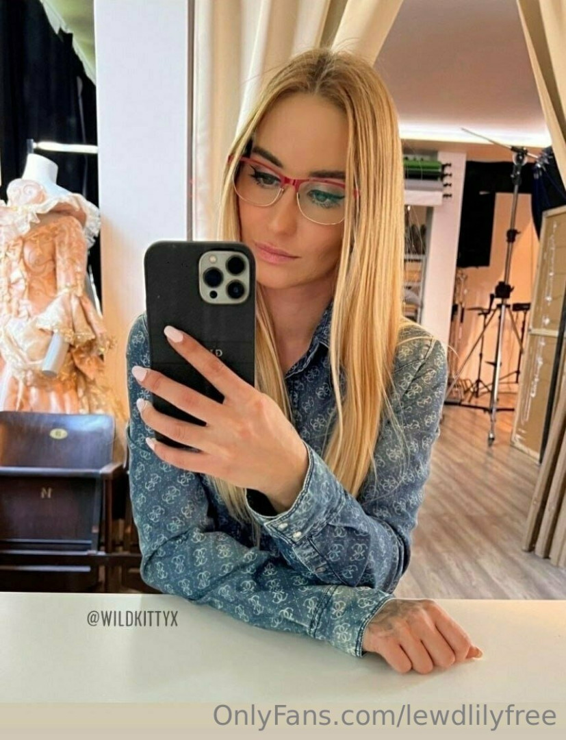 Photo by lewdlilyfree published on July 8,2023 19:47:45 - BestThots