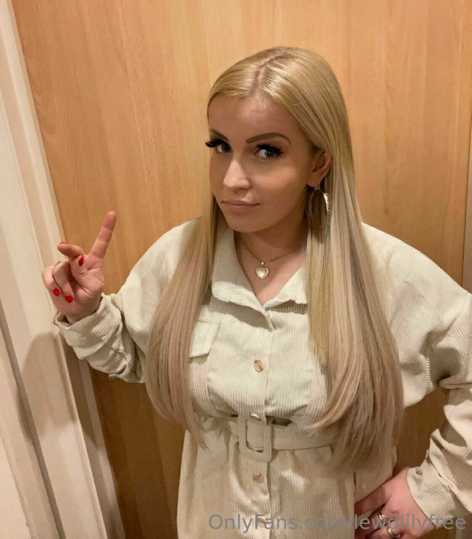 Photo by lewdlilyfree published on July 8,2023 19:48:34 - BestThots