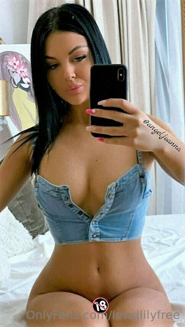 Photo by lewdlilyfree published on July 8,2023 19:48:54 - BestThots