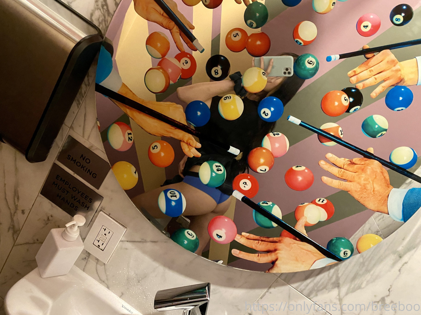 Photo by breeboo published on December 16,2023 04:48:07 - BestThots