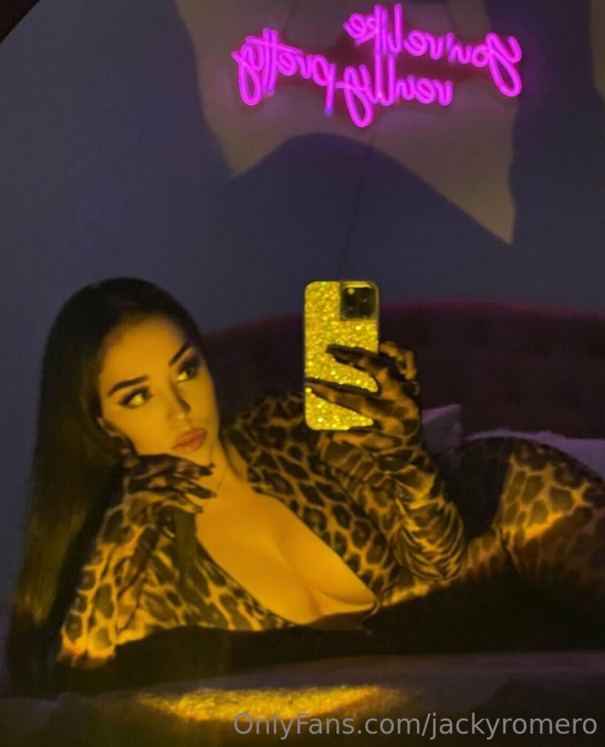 Photo by jackyromero published on July 11,2023 20:59:02 - BestThots