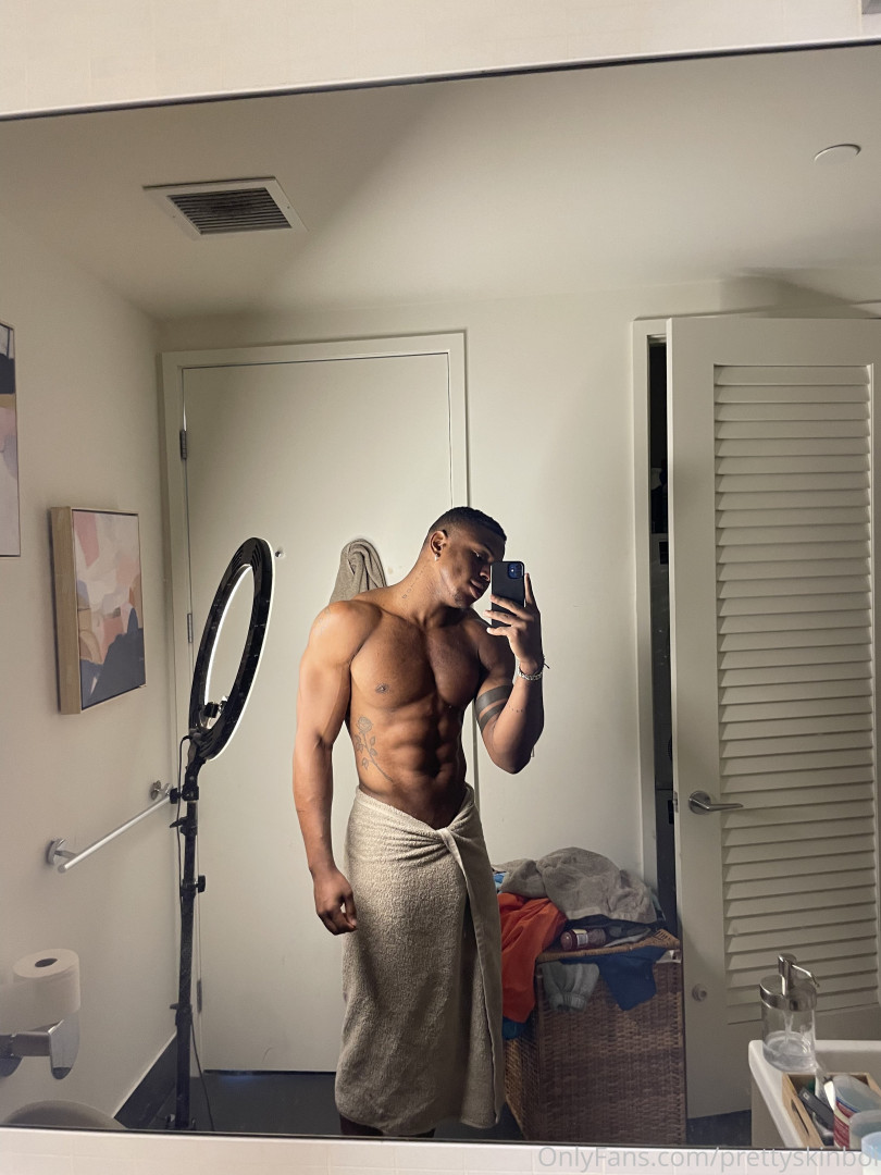 Photo by prettyskinboi published on June 25,2023 16:03:23 - BestThots