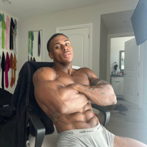 prettyskinboi #1978086