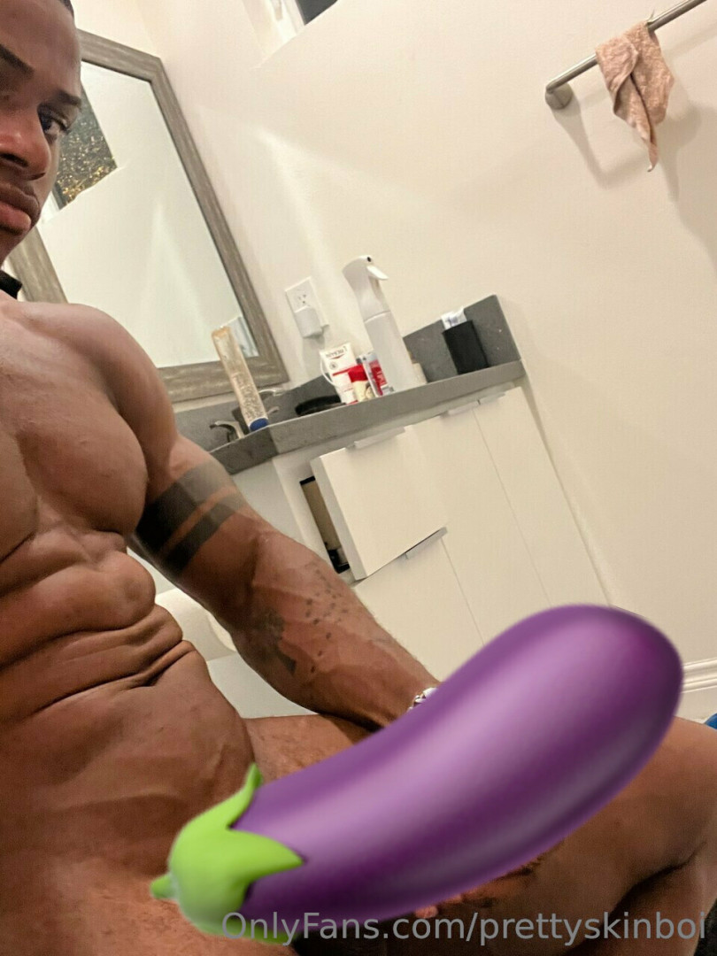 Photo by prettyskinboi published on June 25,2023 16:04:06 - BestThots