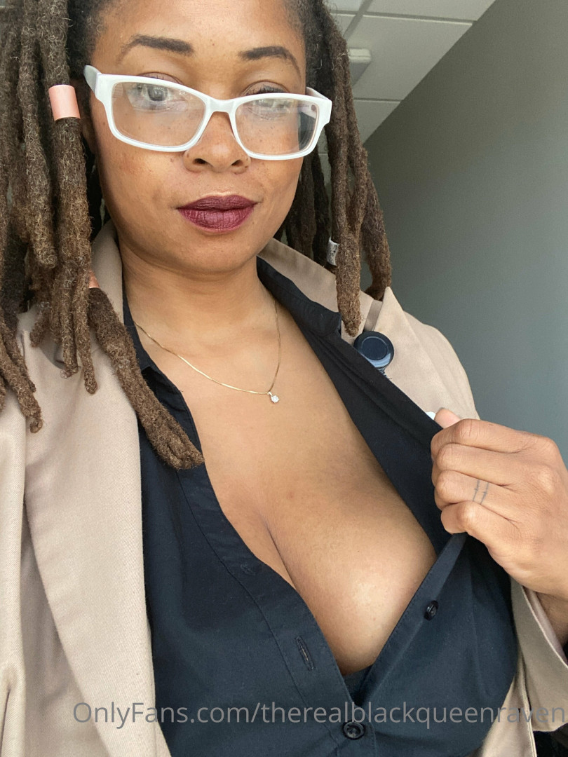 Photo by therealblackqueenraven published on June 4,2023 07:38:37 - BestThots