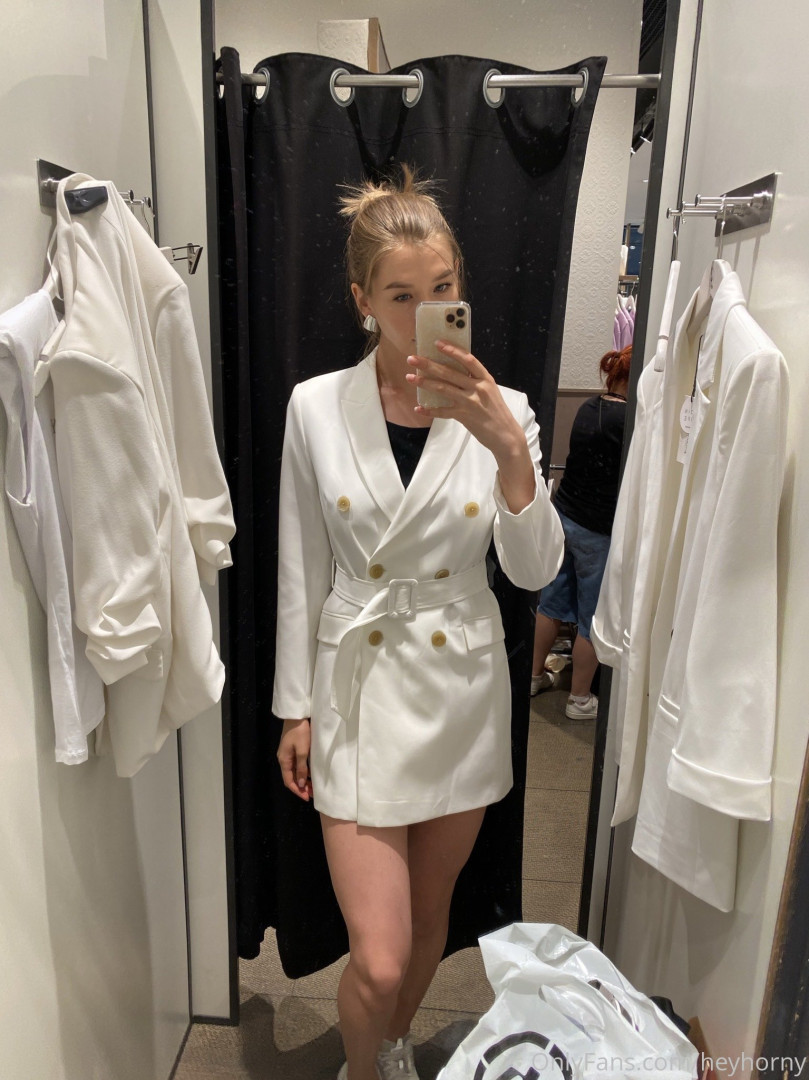 Photo by heyhorny published on October 15,2023 00:55:14 - BestThots