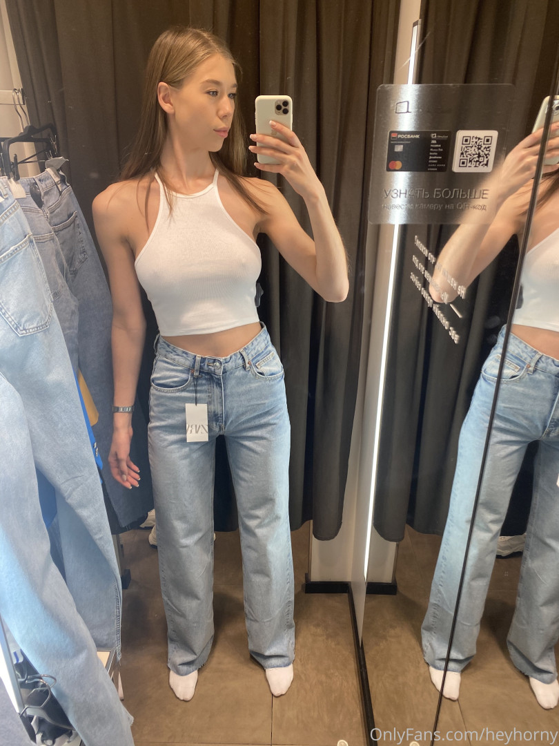 Photo by heyhorny published on October 15,2023 01:32:59 - BestThots