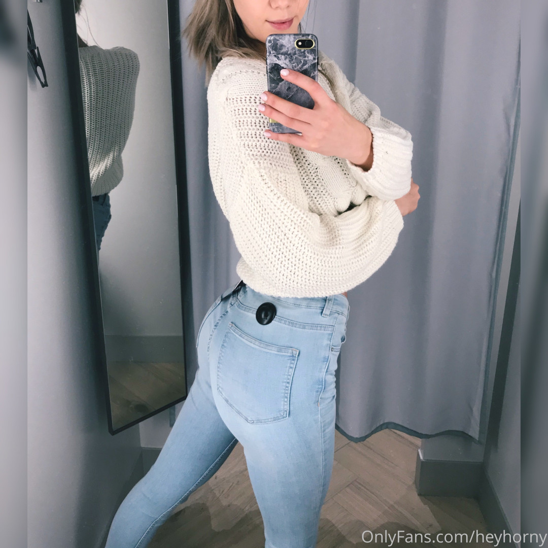 Photo by heyhorny published on October 15,2023 04:41:51 - BestThots