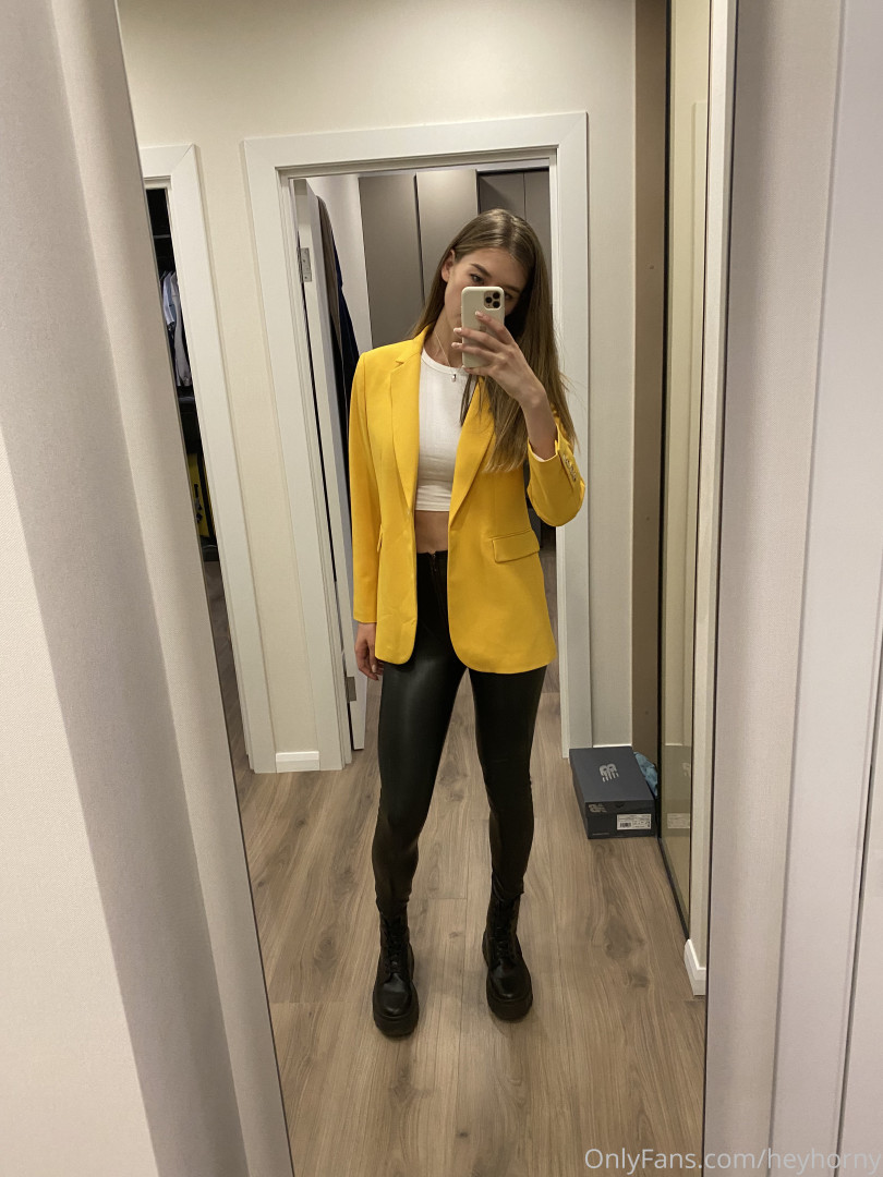 Photo by heyhorny published on October 15,2023 08:26:21 - BestThots