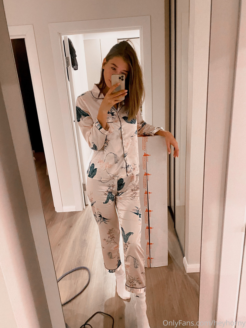 Photo by heyhorny published on October 15,2023 08:53:45 - BestThots