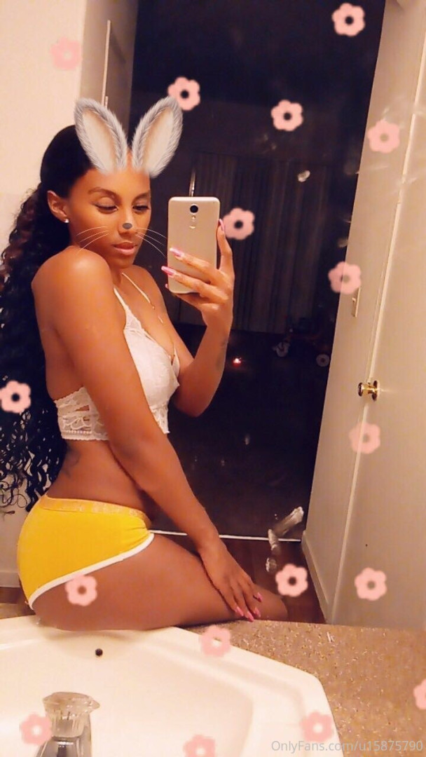 Photo by caramel_lattee published on June 15,2023 17:37:04 - BestThots