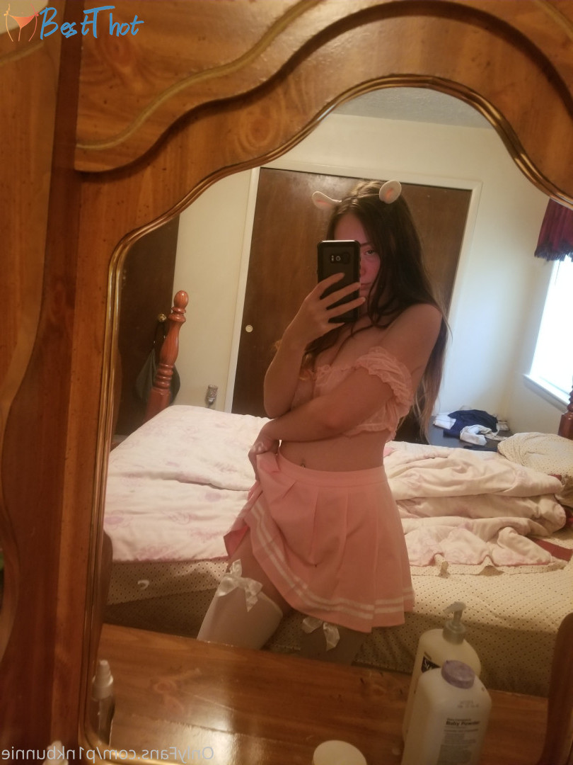 Photo by p1nkbunnie published on December 14,2024 18:04:19 - BestThots