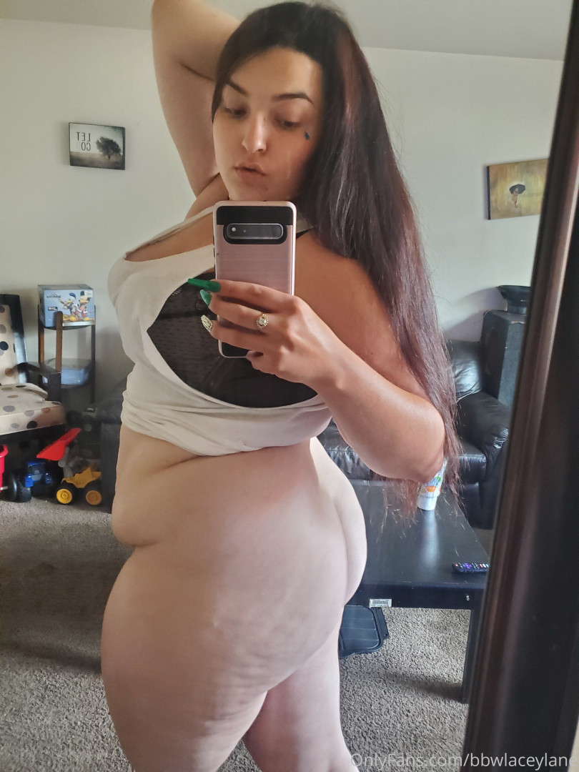Photo by bbwlaceylane published on December 10,2023 06:58:36 - BestThots