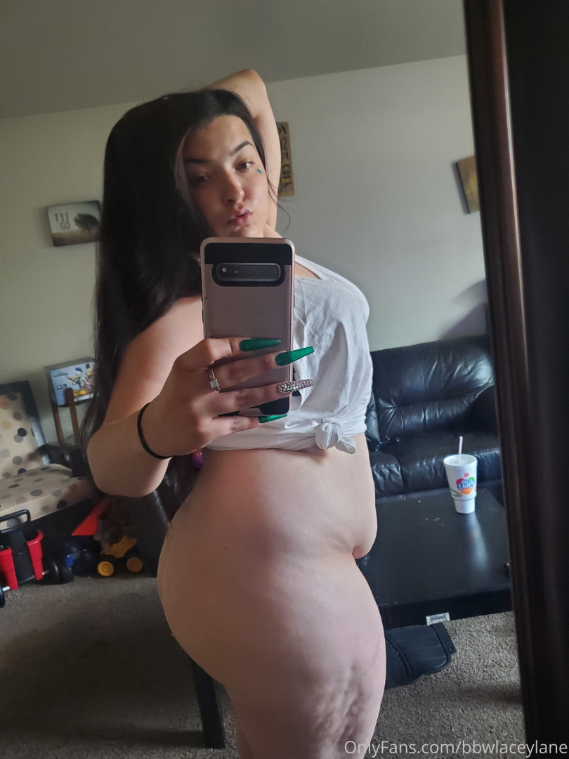 Photo by bbwlaceylane published on December 10,2023 08:23:00 - BestThots