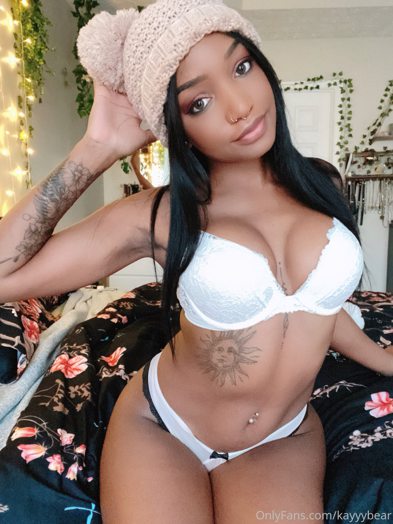 Photo by kayyybear published on July 9,2023 22:00:52 - BestThots
