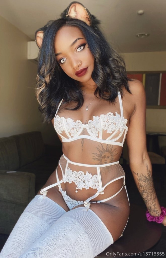Photo by kayyybear published on July 9,2023 22:18:46 - BestThots