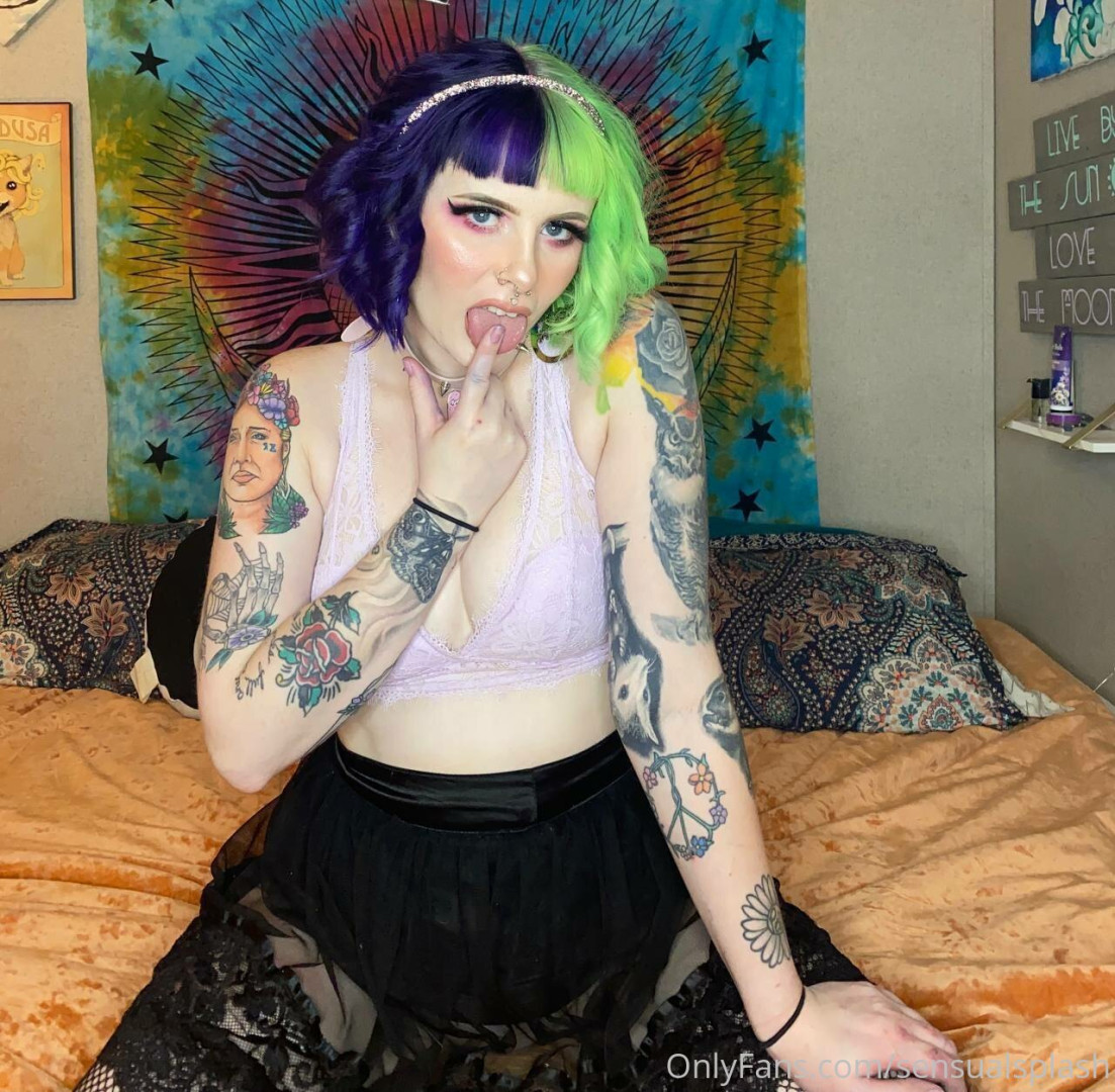 Photo by sensualsplash published on October 16,2023 10:21:13 - BestThots