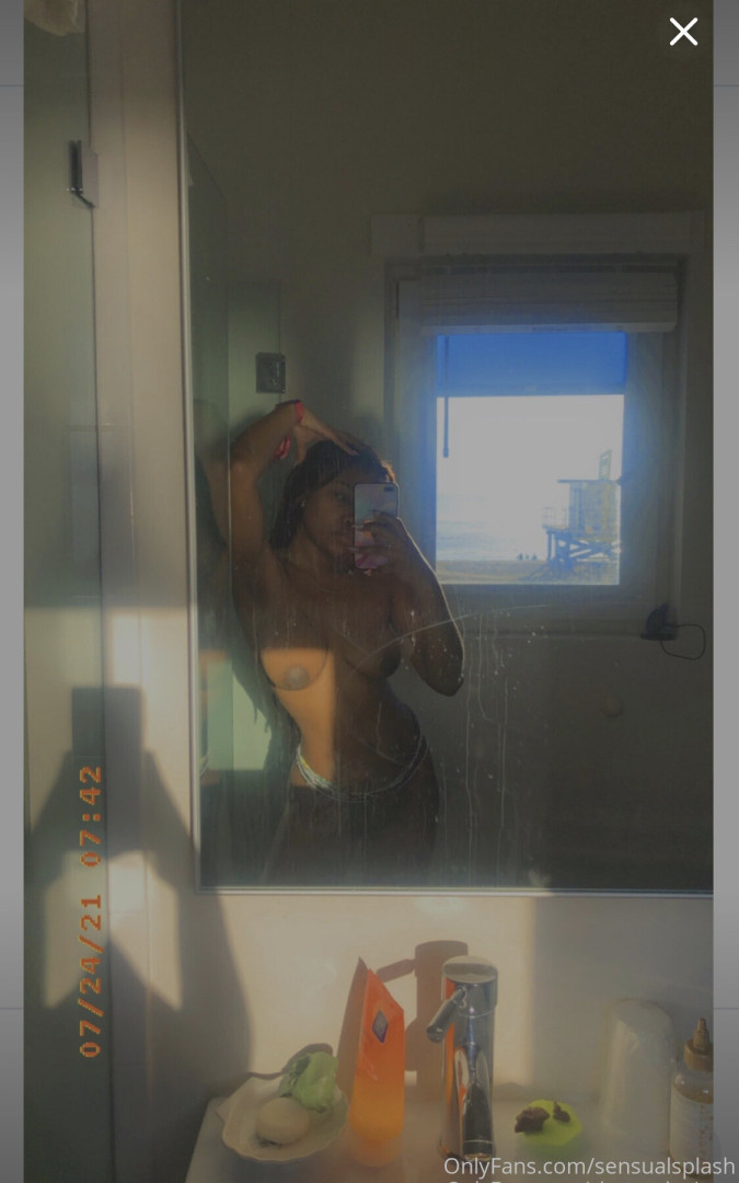 Photo by sensualsplash published on October 16,2023 10:24:01 - BestThots