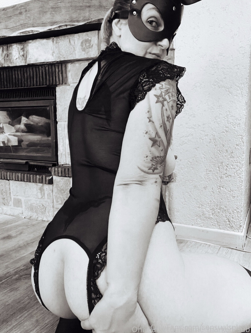 Photo by sensualsplash published on October 16,2023 10:36:23 - BestThots