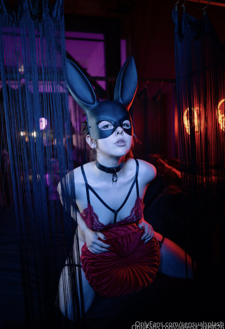 Photo by sensualsplash published on October 16,2023 10:49:51 - BestThots