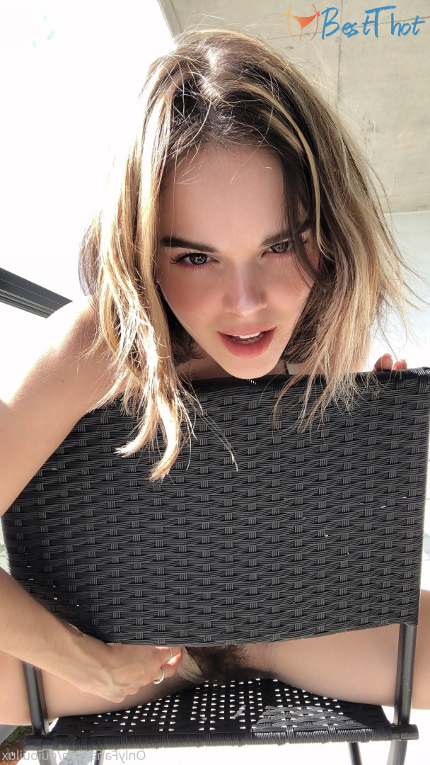 Photo by ouiouilux published on December 14,2024 04:05:59 - BestThots