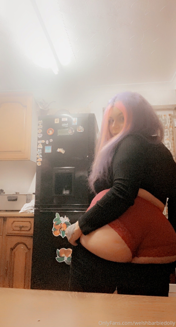 Photo by welshbarbiedolly published on October 16,2023 10:02:43 - BestThots