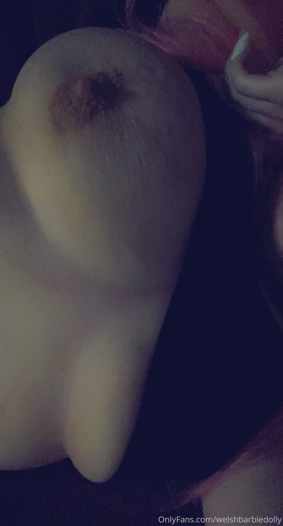 Photo by welshbarbiedolly published on October 16,2023 10:49:03 - BestThots