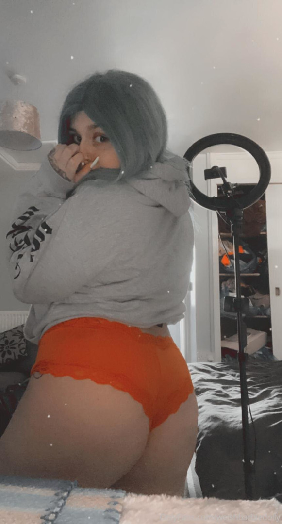 Photo by welshbarbiedolly published on October 16,2023 11:06:01 - BestThots