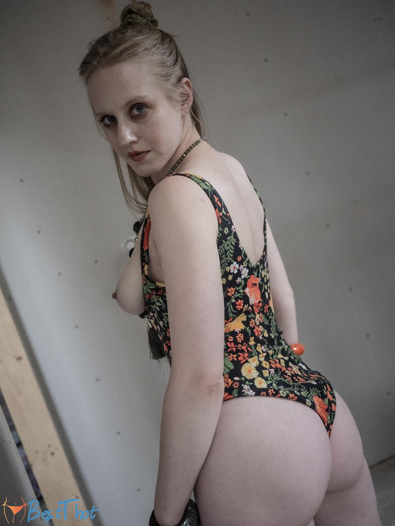 Photo by lucymuse published on December 17,2024 07:05:03 - BestThots