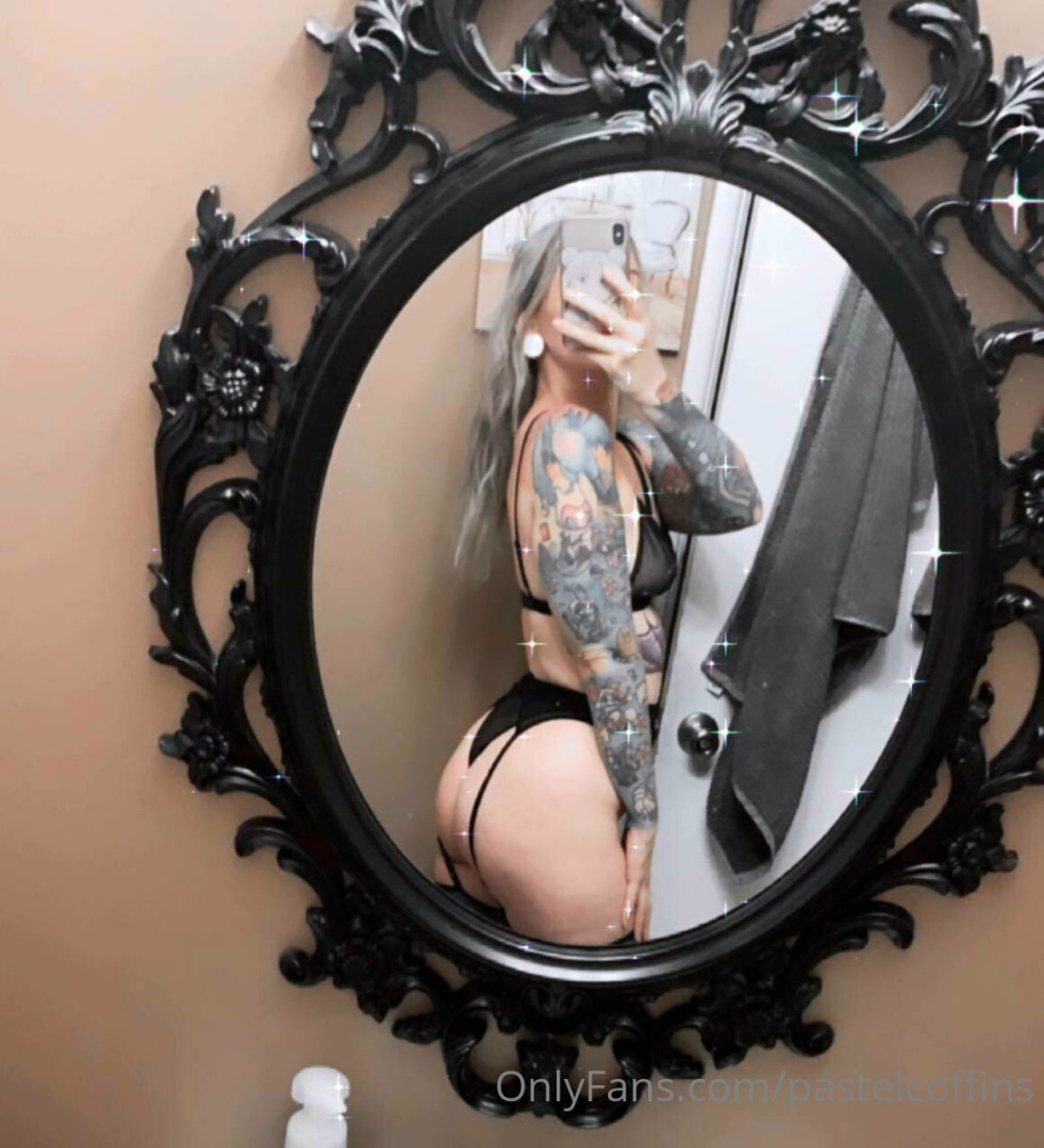 Photo by pastelcoffins published on July 5,2023 19:46:03 - BestThots