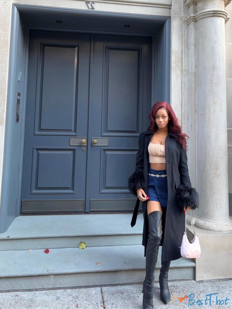 Photo by payphoebe published on December 19,2024 19:09:36 - BestThots