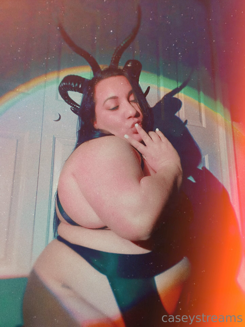 Photo by caseystreams published on January 4,2024 16:36:17 - BestThots