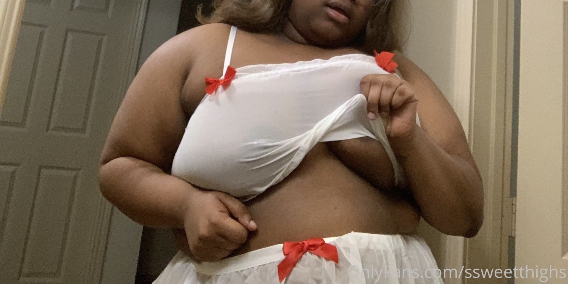 Photo by ssweetthighs published on June 4,2023 22:28:05 - BestThots