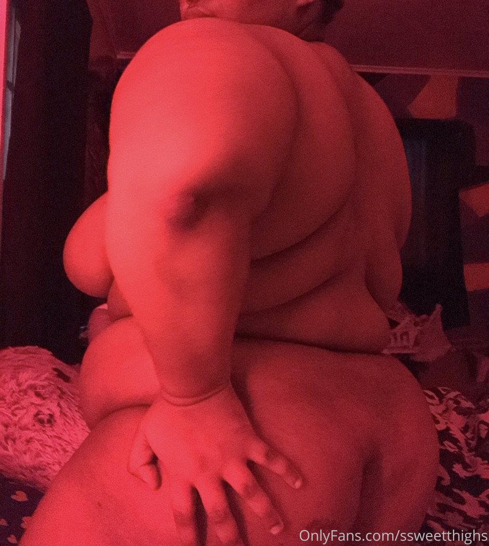 Photo by ssweetthighs published on June 4,2023 22:28:10 - BestThots